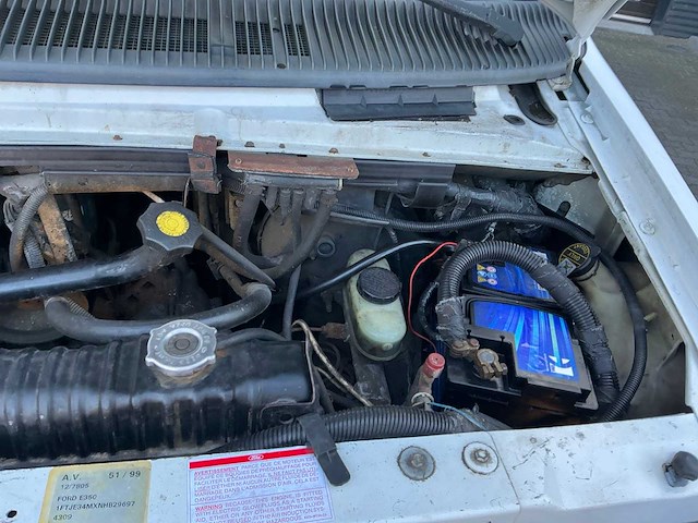 1992 ford econoline 350 7,3 v8 diesel bedrijfswagen - afbeelding 34 van  36