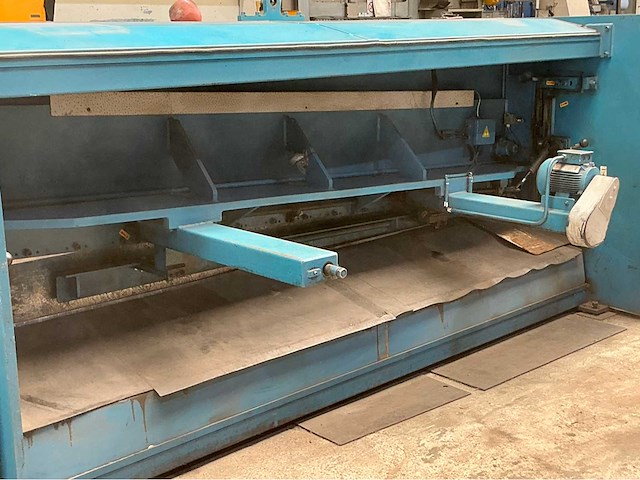 1992 haco ts3006 guillotineschaar - afbeelding 4 van  8