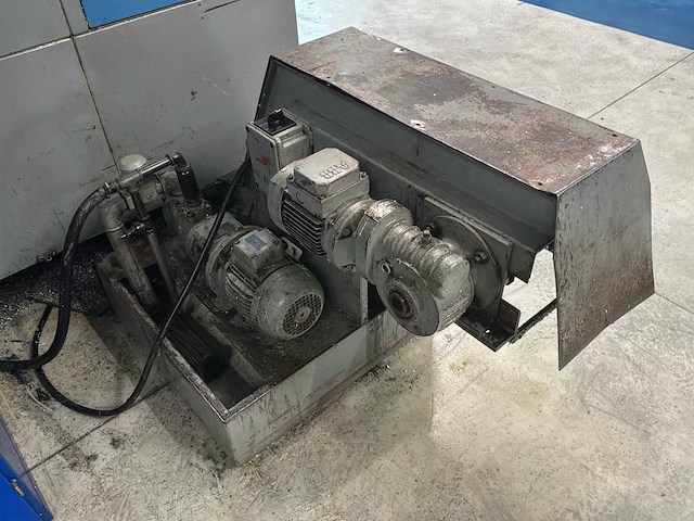 1992 ibarmia (8) zvx-2000 cnc bedfreesmachine / verticaal bewerkingscentrum - afbeelding 19 van  24