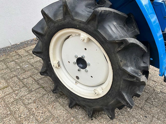 1992 iseki tu1600 minitractor - afbeelding 6 van  21