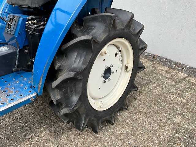 1992 iseki tu1600 minitractor - afbeelding 8 van  21