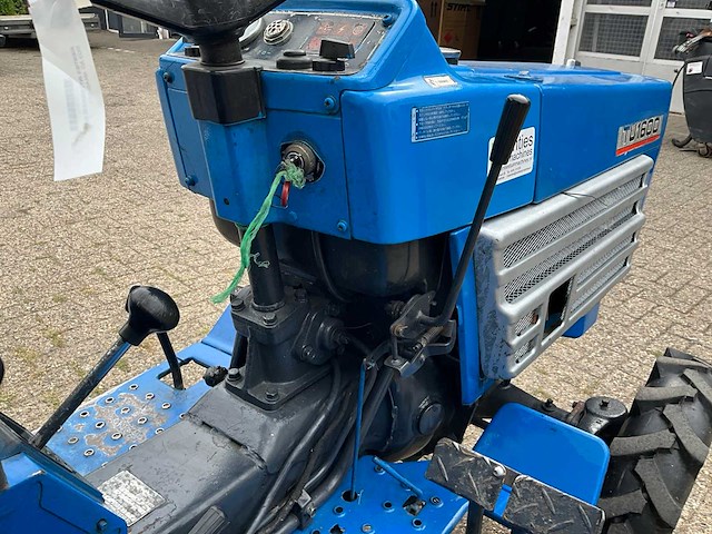 1992 iseki tu1600 minitractor - afbeelding 13 van  21