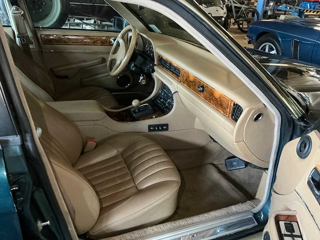 1992 jaguar xjr twr 4.0 sport personenauto - afbeelding 11 van  29