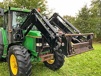 1992 john deere 6200 vierwielaangedreven landbouwtractor met voorlader - afbeelding 12 van  35
