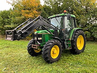 1992 john deere 6200 vierwielaangedreven landbouwtractor met voorlader - afbeelding 2 van  35