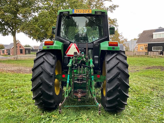 1992 john deere 6200 vierwielaangedreven landbouwtractor met voorlader - afbeelding 7 van  35