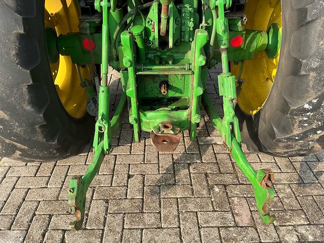 1992 john deere 6200 vierwielaangedreven landbouwtractor - afbeelding 9 van  32