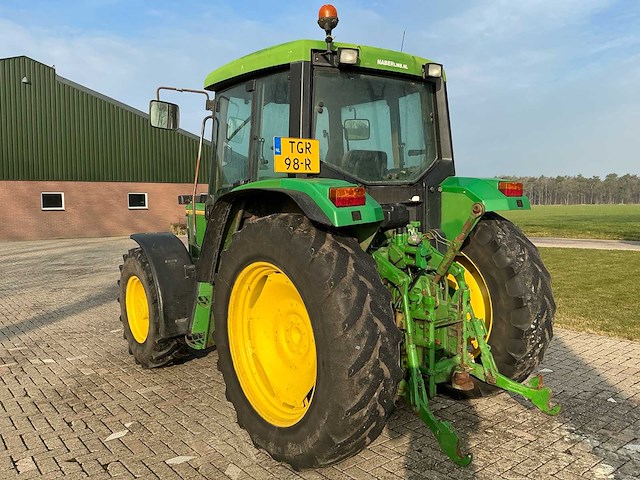 1992 john deere 6200 vierwielaangedreven landbouwtractor - afbeelding 23 van  32