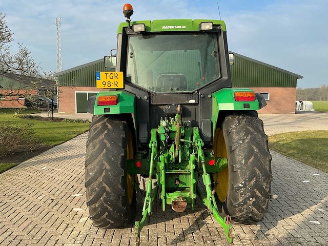 1992 john deere 6200 vierwielaangedreven landbouwtractor - afbeelding 27 van  32