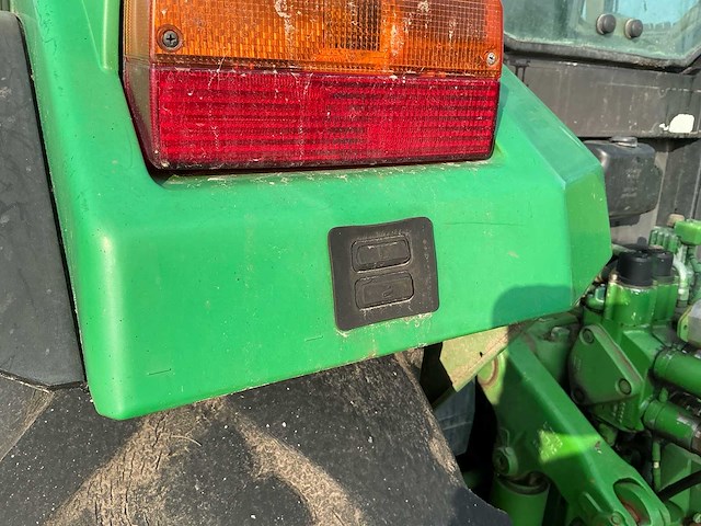 1992 john deere 6200 vierwielaangedreven landbouwtractor - afbeelding 18 van  32