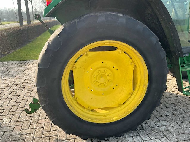1992 john deere 6200 vierwielaangedreven landbouwtractor - afbeelding 7 van  18