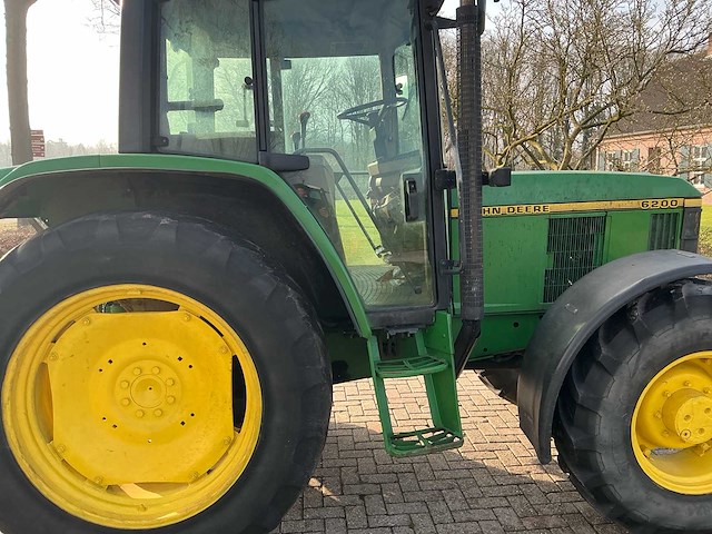 1992 john deere 6200 vierwielaangedreven landbouwtractor - afbeelding 14 van  30