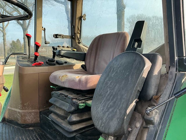 1992 john deere 6200 vierwielaangedreven landbouwtractor - afbeelding 17 van  30