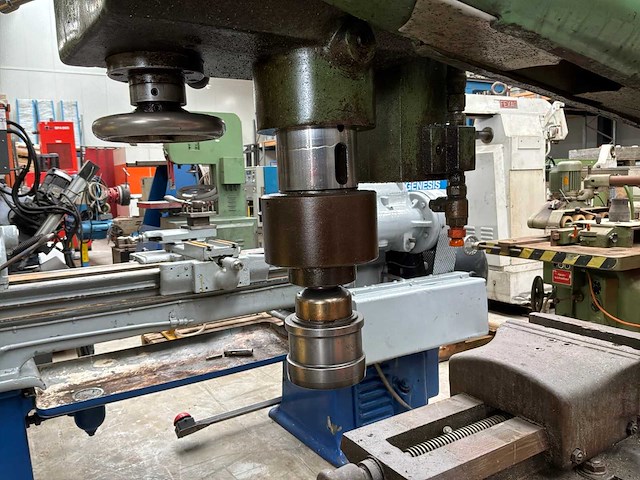 1992 kaoming kmr-1100s radiaalboormachine - afbeelding 1 van  4