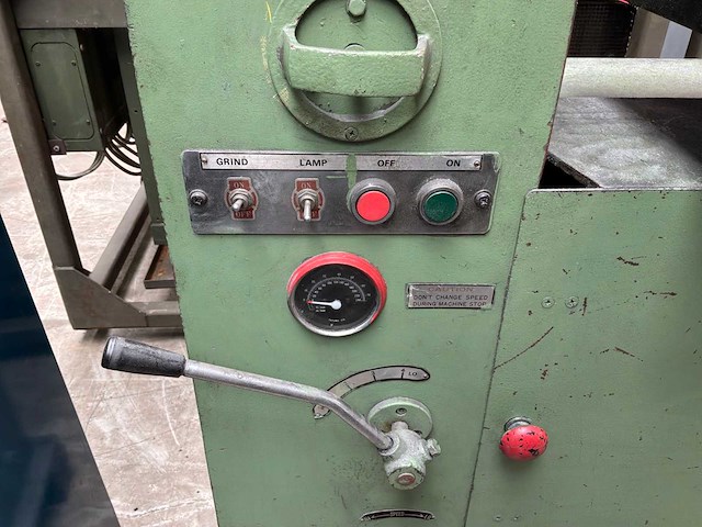 1992 leten plcm-400a verticale bandzaagmachine - afbeelding 6 van  9