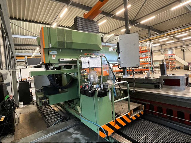 1992 mecof cs1040 bedfreesmachine - afbeelding 3 van  17