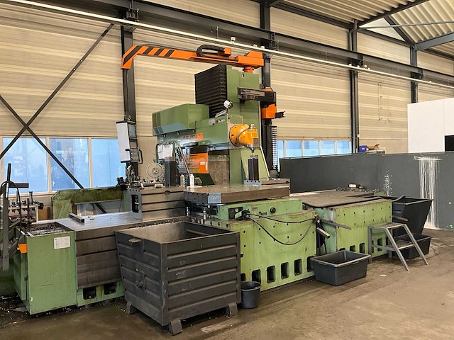1992 mecof cs1040 bedfreesmachine - afbeelding 1 van  17