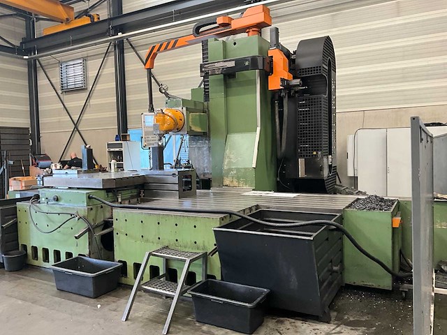 1992 mecof cs1040 bedfreesmachine - afbeelding 12 van  19