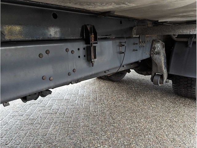 1992 mercedes-benz 1124 af tankautospuitf - afbeelding 14 van  24