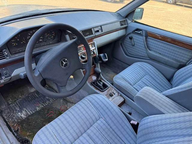1992 mercedes-benz 200-500 (w124) combi 200 te, 64-ll-xd - afbeelding 5 van  29
