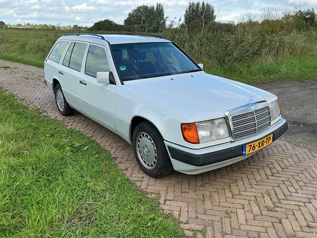 1992 mercedes-benz w 124 combi 200 personenauto - afbeelding 12 van  17