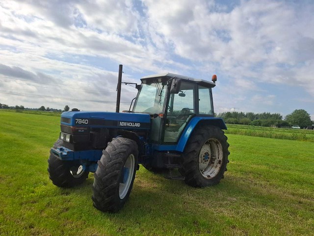 1992 new holland - 7840 4wd - vierwielaangedreven landbouwtractor - afbeelding 1 van  17