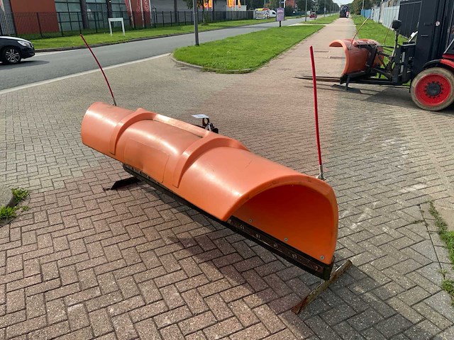 1992 nido snk 210-vpz-s sneeuwploeg - afbeelding 1 van  7