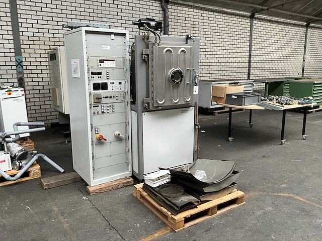 1992 pfeiffer balzers pls 570 labor system vacuüm coating-/pvd-installatie - afbeelding 9 van  16