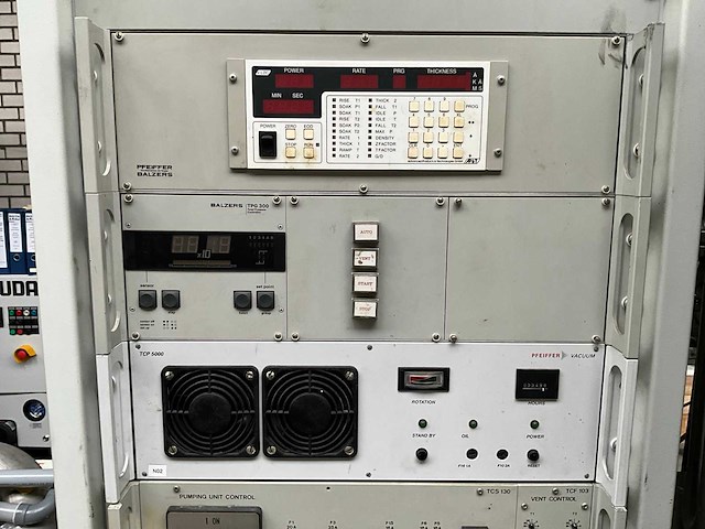 1992 pfeiffer balzers pls 570 labor system vacuüm coating-/pvd-installatie - afbeelding 5 van  15