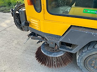 1992 ravo 5000 compact zelfrijdende veegmachine - afbeelding 8 van  26