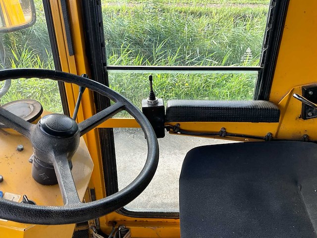 1992 ravo 5000 compact zelfrijdende veegmachine - afbeelding 14 van  26