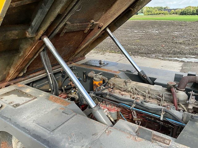 1992 ravo 5000 compact zelfrijdende veegmachine - afbeelding 20 van  26