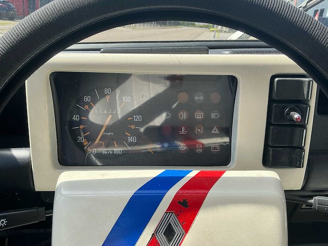 1992 renault 4 r 4 personenauto - afbeelding 10 van  29