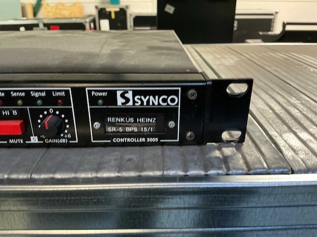 1992 renkus-heinz smart systems lr1 controller - afbeelding 2 van  3