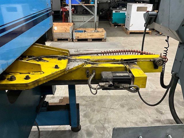 1992 safan honess hpc 250 cnc combi cnc ponsmachine - afbeelding 2 van  13