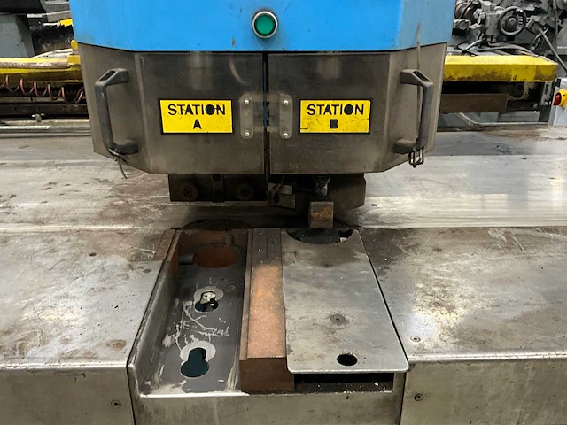 1992 safan honess hpc 250 cnc combi cnc ponsmachine - afbeelding 3 van  3