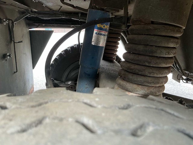 1992 spijkstaal b.v. 415 legervoertuig - afbeelding 13 van  37