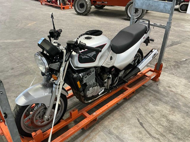 1992 triumph tour trident 900 motorfiets - afbeelding 3 van  7