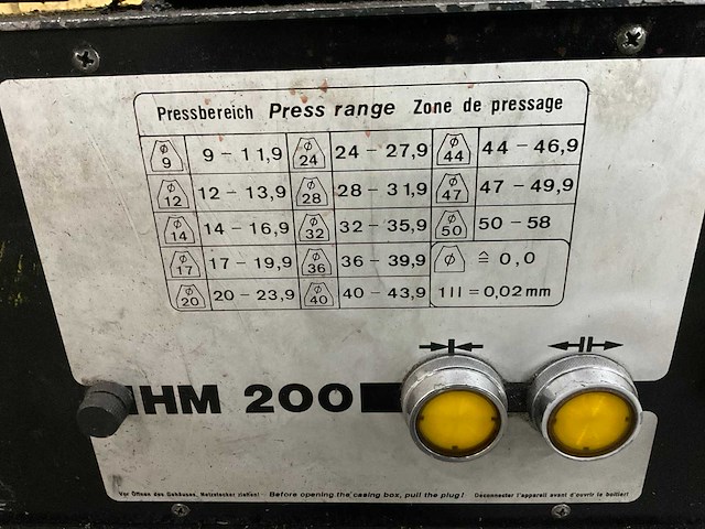 1992 uniflex hm 200 hydraulische slang pers - afbeelding 5 van  8
