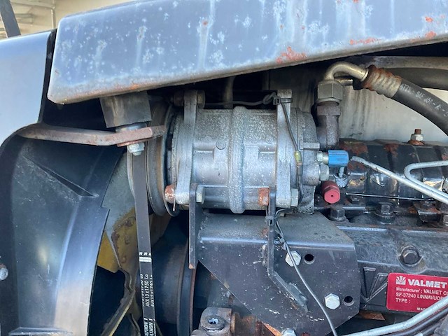 1992 valmet 6600e hi-trol vierwielaangedreven landbouwtractor - afbeelding 14 van  22