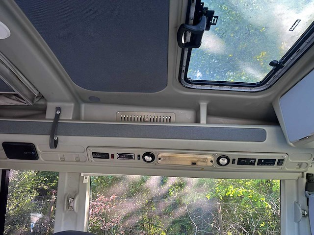 1992 volkswagen automaat benzine kampeerauto camper - afbeelding 10 van  20