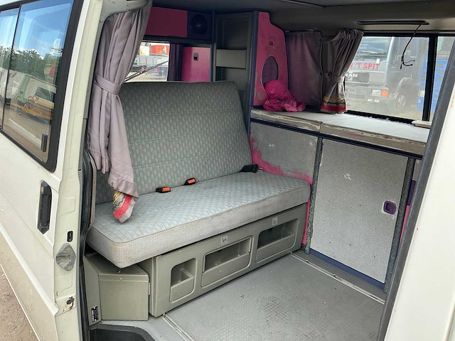 1992 volkswagen kampeerauto 2 d 57kw camper - afbeelding 3 van  16