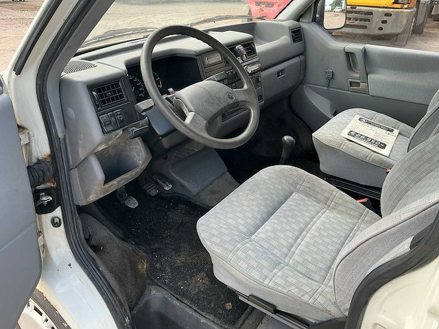 1992 volkswagen kampeerauto 2 d 57kw camper - afbeelding 15 van  16