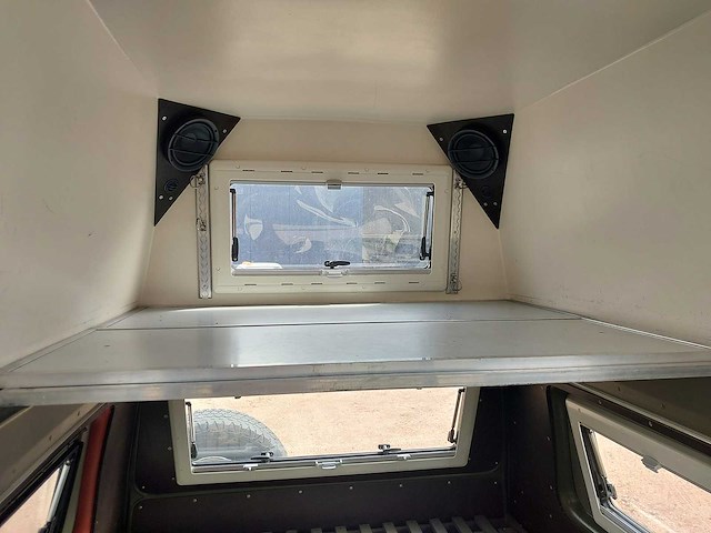 1992 volkswagen t3 syncro 4x4 camper 170 pk - afbeelding 13 van  57