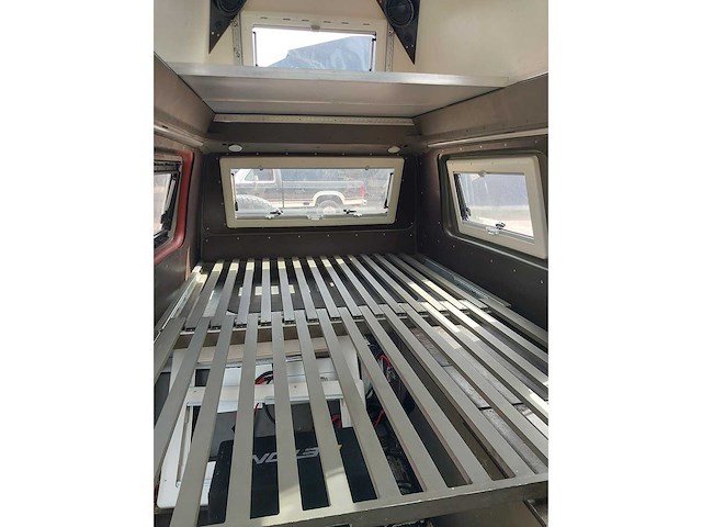 1992 volkswagen t3 syncro 4x4 camper 170 pk - afbeelding 28 van  57