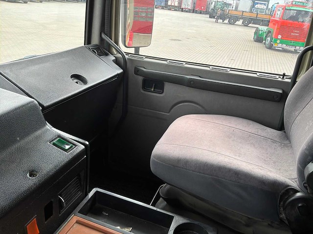 1992 volvo hyf 10-16 f10 intercooler asfalt kipper / trekker - afbeelding 15 van  34