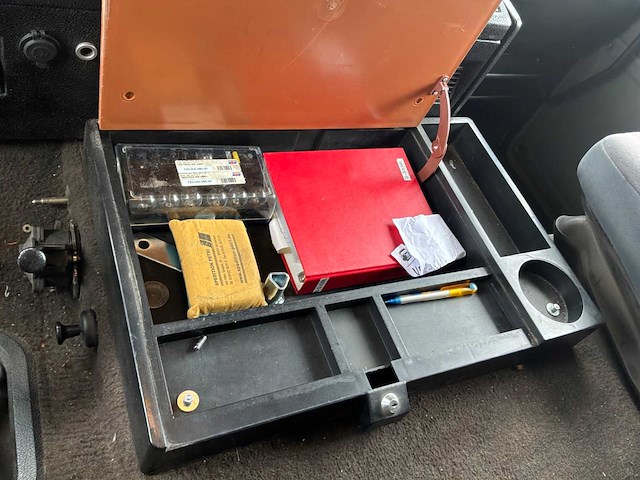 1992 volvo hyf 10-16 f10 intercooler asfalt kipper / trekker - afbeelding 17 van  34