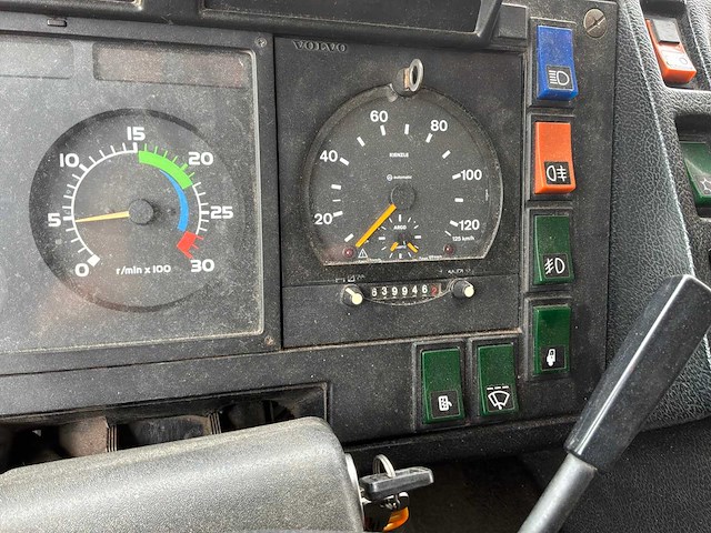 1992 volvo hyf 10-16 f10 intercooler asfalt kipper / trekker - afbeelding 22 van  34