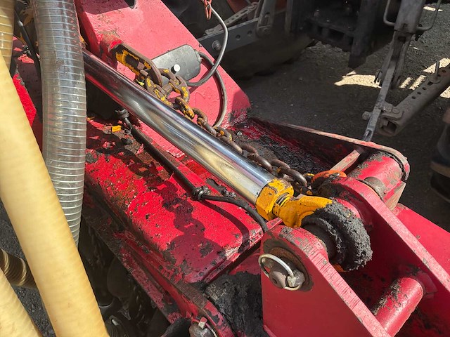 1992 vredo akker- en graslandbemester - afbeelding 4 van  16