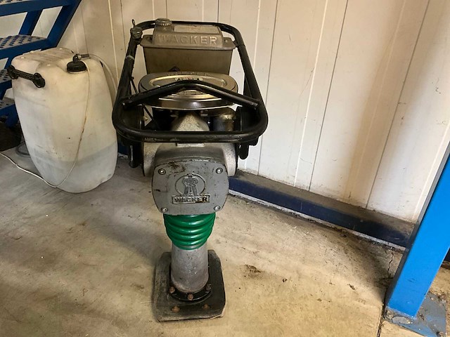 1992 wacker bs52y trilstamper - afbeelding 2 van  6